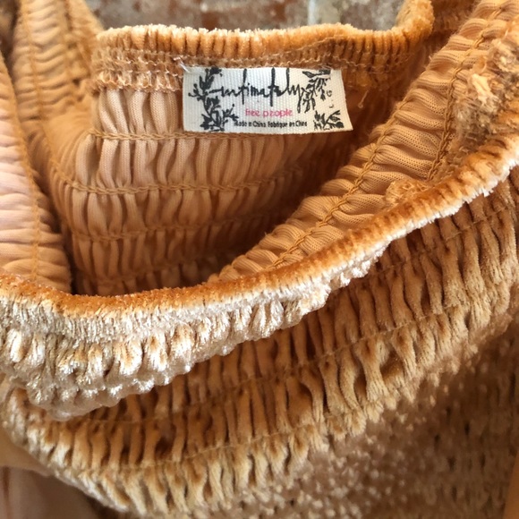 Free People New w/o Tags Girls Just Wanna Bodysuit in Gold, Size Large - Picture 4 of 4